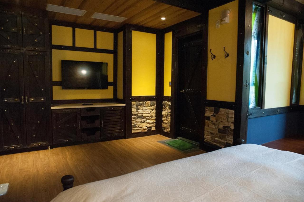 Bed and Breakfast Yong Guan à Yuchi Extérieur photo